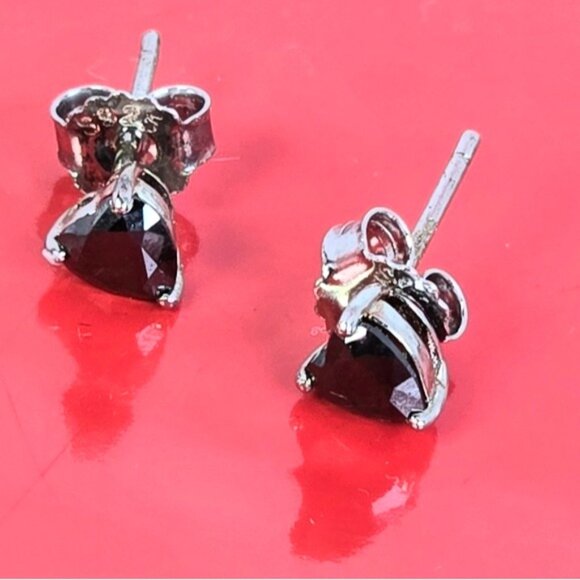 925 Sterling Silver Heart Earrings with Genuine Black Moissanite Gemstone. - Picture 6 of 6